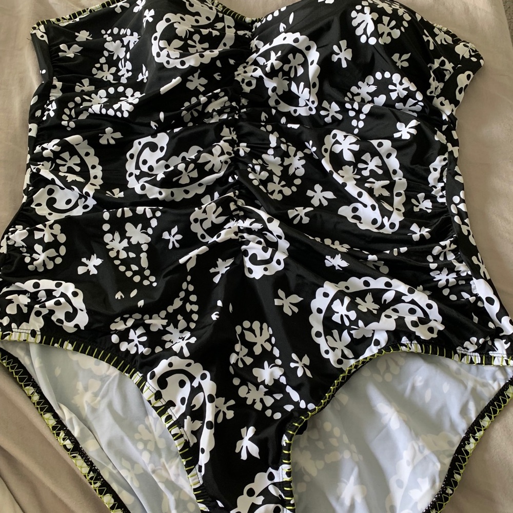 Denim & Co Plus size swimsuit